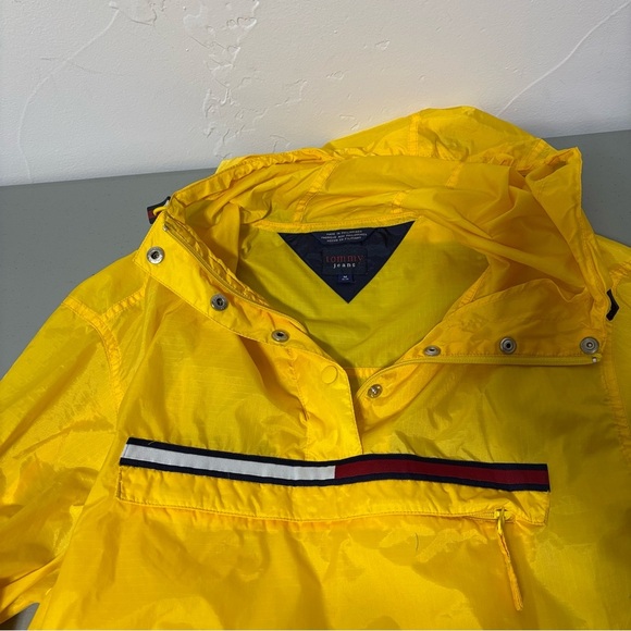 Tommy Jeans Y2K Vintage 2000 Yellow Windbreaker Men's Medium Hood Rain 1/4 Zip - Picture 5 of 8